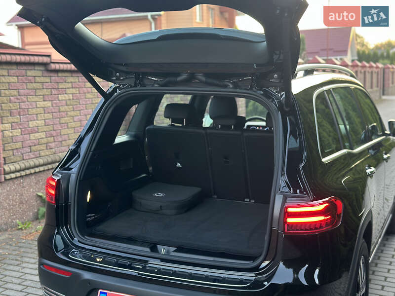 Позашляховик / Кросовер Mercedes-Benz EQB 2024 в Дубні