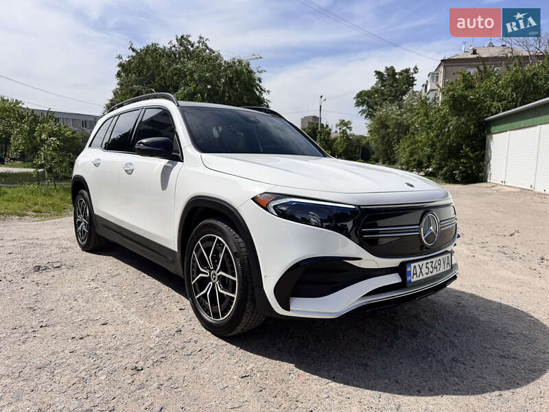 Внедорожник / Кроссовер Mercedes-Benz EQB 2023 в 