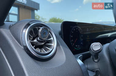 Внедорожник / Кроссовер Mercedes-Benz EQB 2023 в 