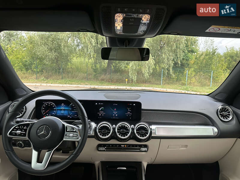 Внедорожник / Кроссовер Mercedes-Benz EQB 2023 в Киеве