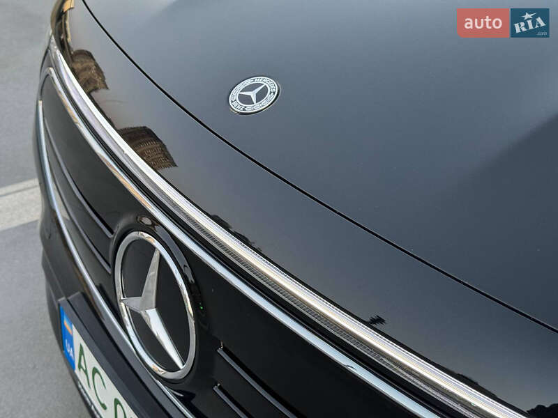 Внедорожник / Кроссовер Mercedes-Benz EQB 2023 в Киеве
