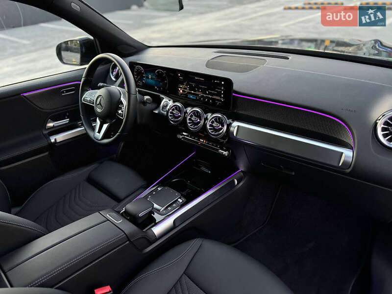 Внедорожник / Кроссовер Mercedes-Benz EQB 2023 в Киеве