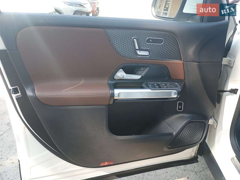 Позашляховик / Кросовер Mercedes-Benz EQB 2024 в Одесі