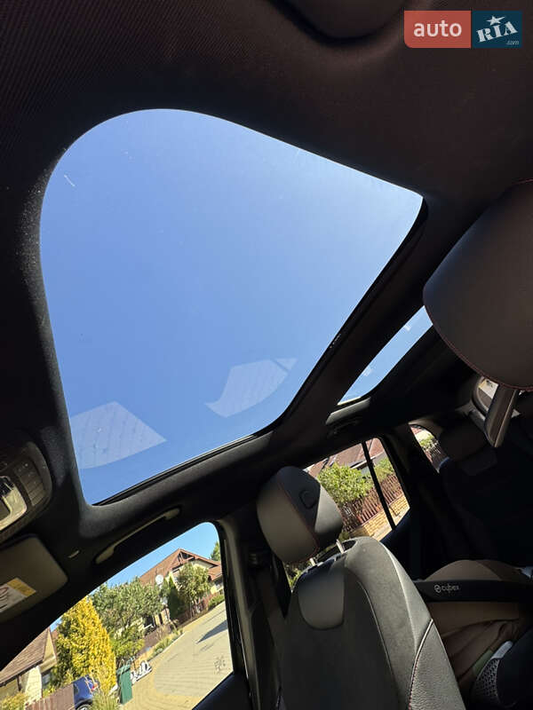 Позашляховик / Кросовер Mercedes-Benz EQB 2022 в Києві