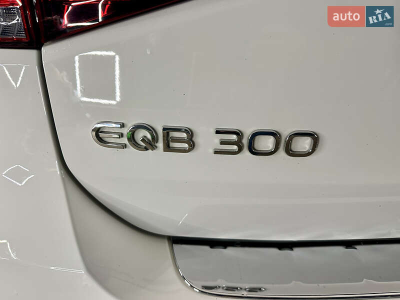 Внедорожник / Кроссовер Mercedes-Benz EQB 2022 в Киеве