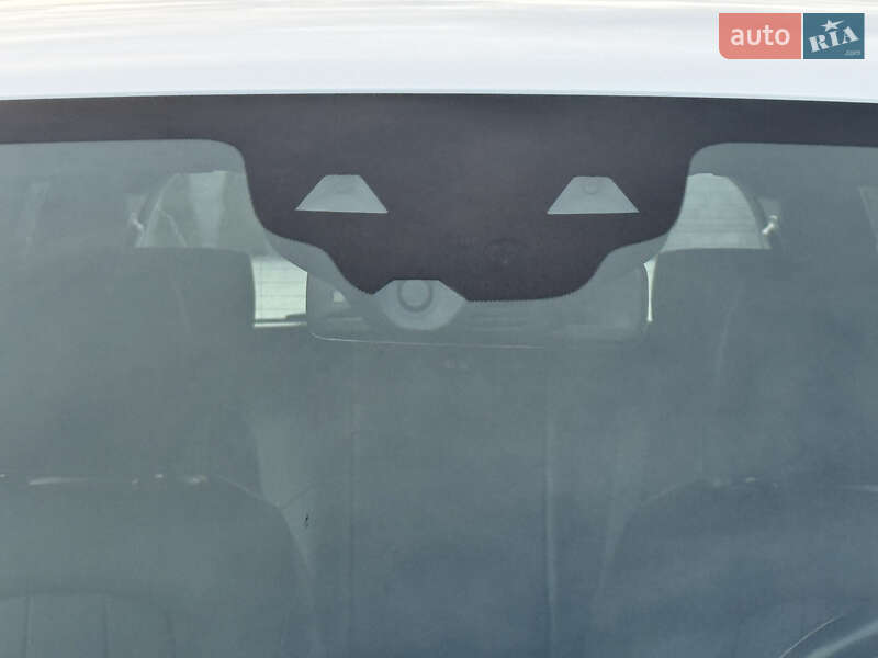 Внедорожник / Кроссовер Mercedes-Benz EQB 2023 в Ровно