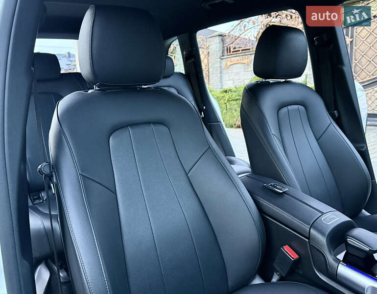 Внедорожник / Кроссовер Mercedes-Benz EQB 2023 в Ровно