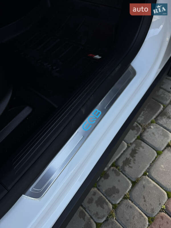 Внедорожник / Кроссовер Mercedes-Benz EQB 2024 в Ивано-Франковске