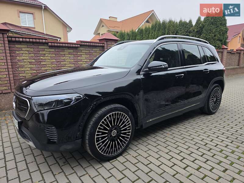 Mercedes-Benz EQB 2022