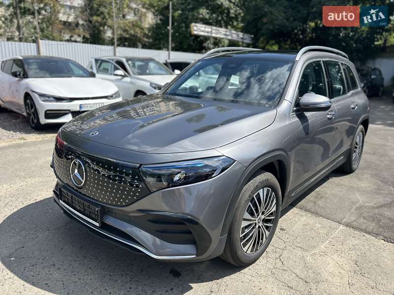 Mercedes-Benz EQB 2025