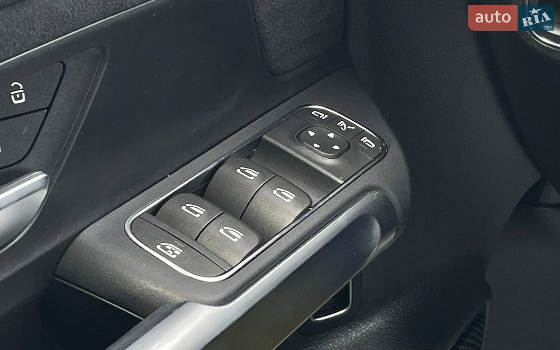 2023 Mercedes-Benz EQB - мініатюра 20
