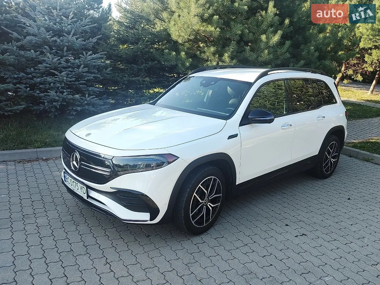 2022 Mercedes-Benz EQB - мініатюра 2