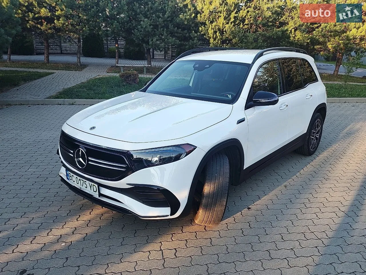 2022 Mercedes-Benz EQB - мініатюра 10