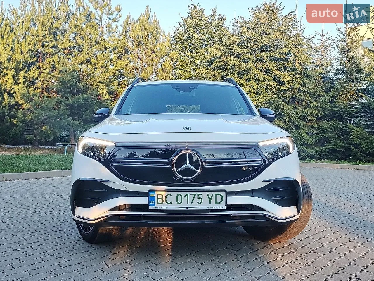 2022 Mercedes-Benz EQB - мініатюра 8