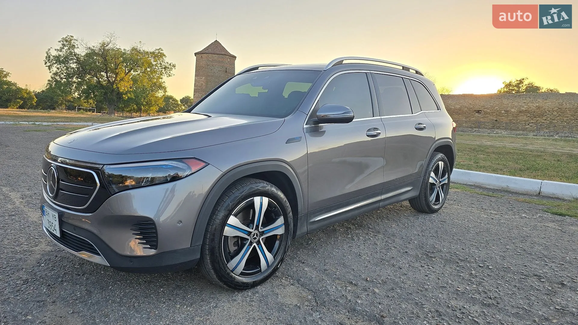2022 Mercedes-Benz EQB - мініатюра 3