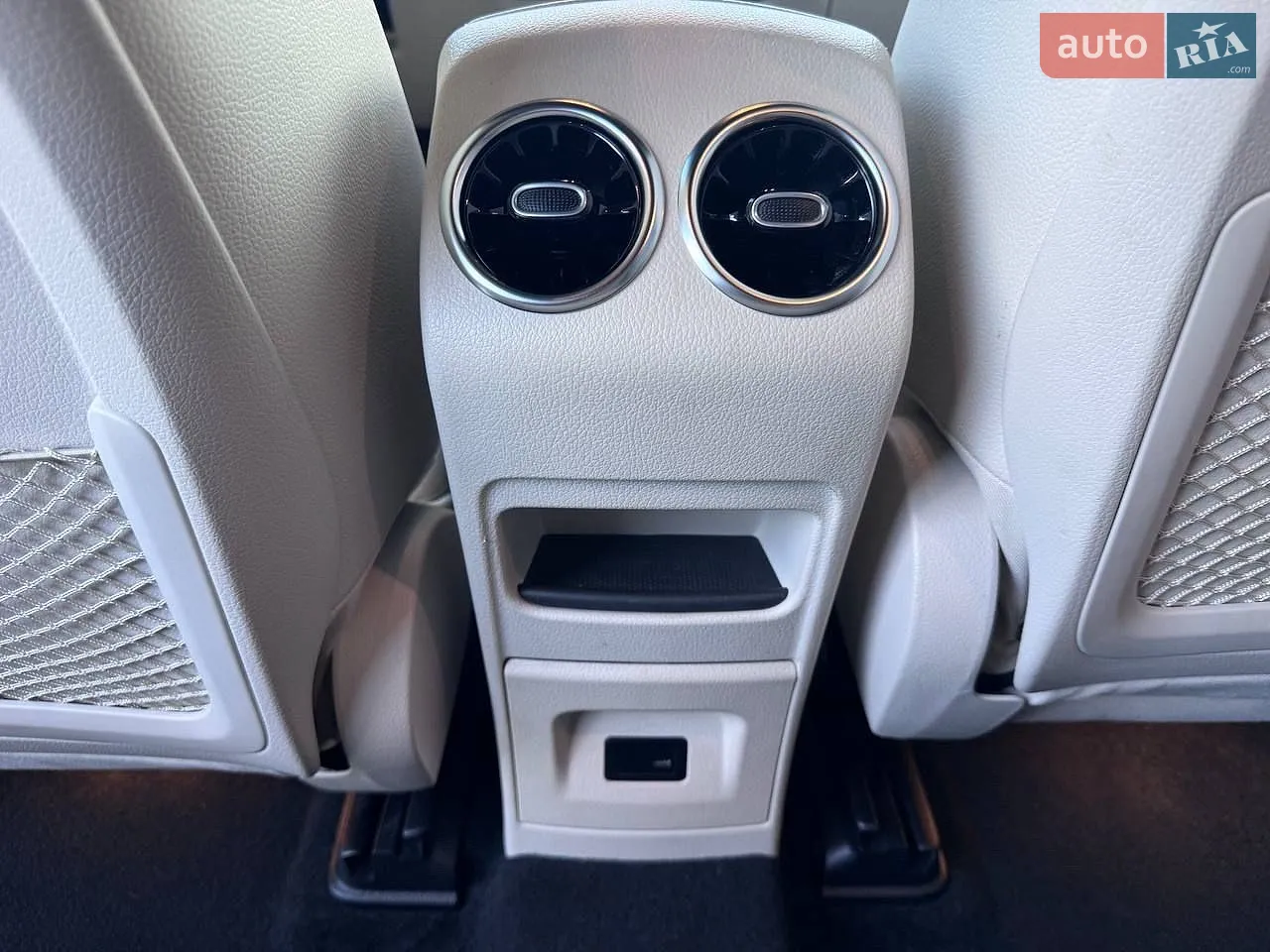2022 Mercedes-Benz EQB - мініатюра 44