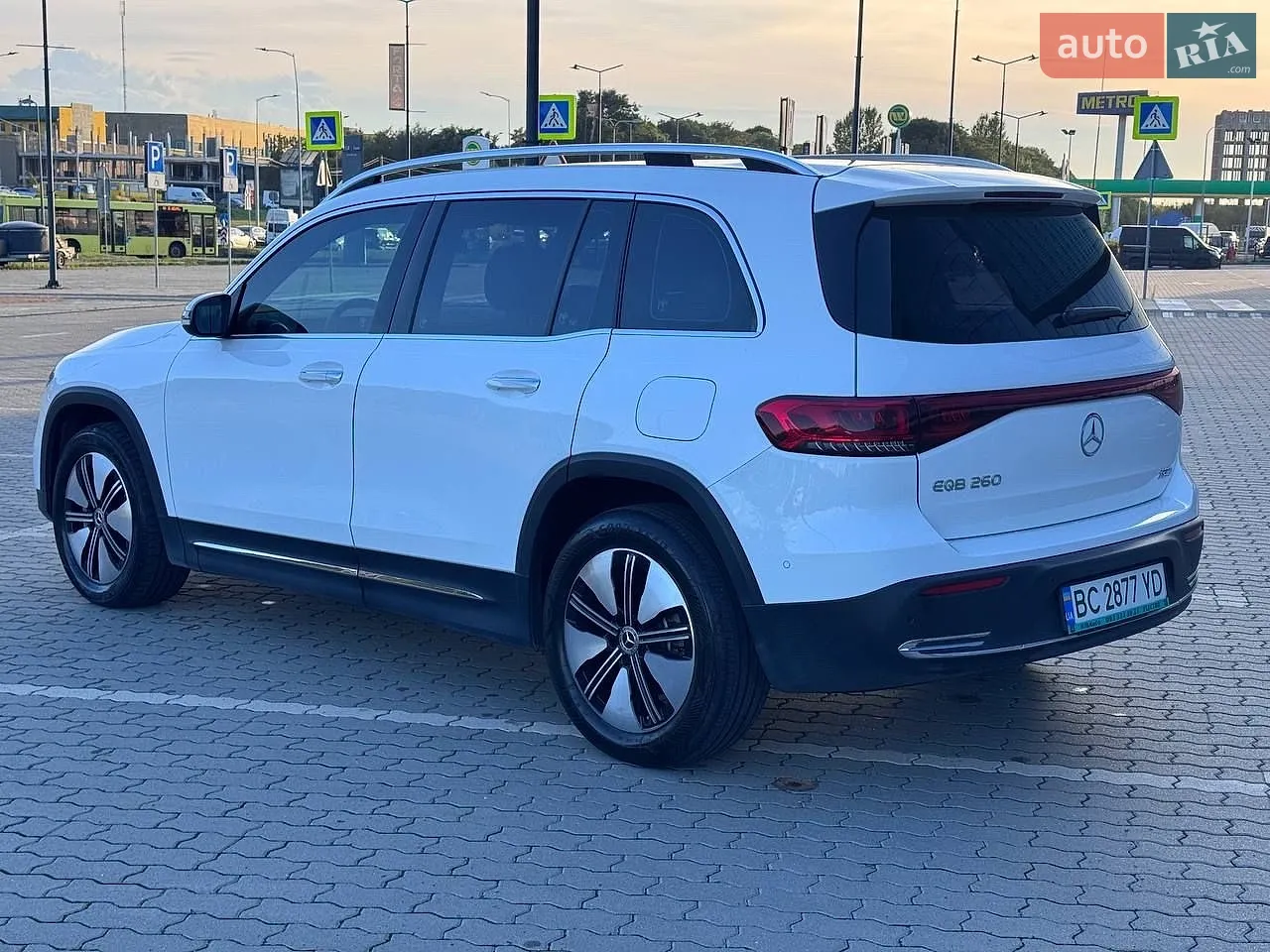 2022 Mercedes-Benz EQB - мініатюра 21