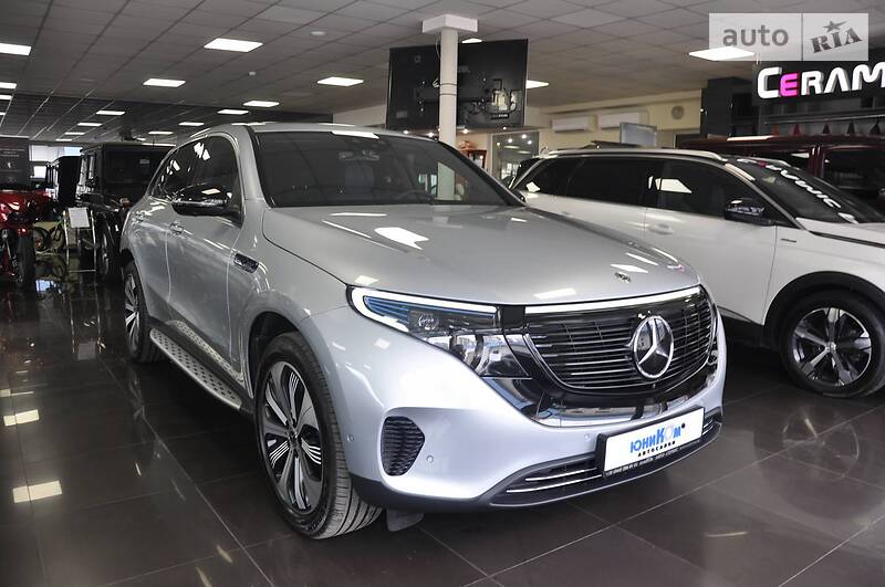 Позашляховик / Кросовер Mercedes-Benz EQC 2019 в 