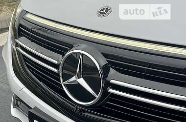 Внедорожник / Кроссовер Mercedes-Benz EQC 2022 в 