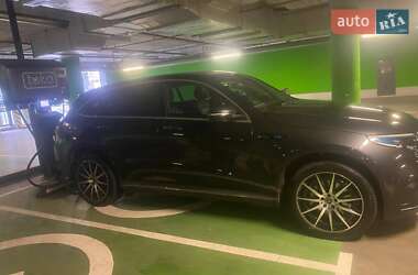 Внедорожник / Кроссовер Mercedes-Benz EQC 2021 в 
