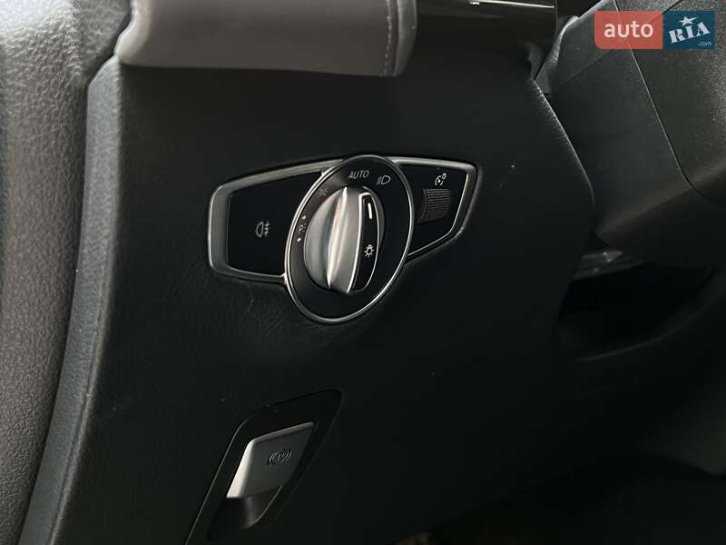 Позашляховик / Кросовер Mercedes-Benz EQC 2021 в Києві