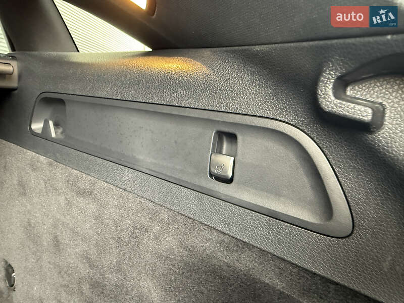 Внедорожник / Кроссовер Mercedes-Benz EQC 2019 в Ровно