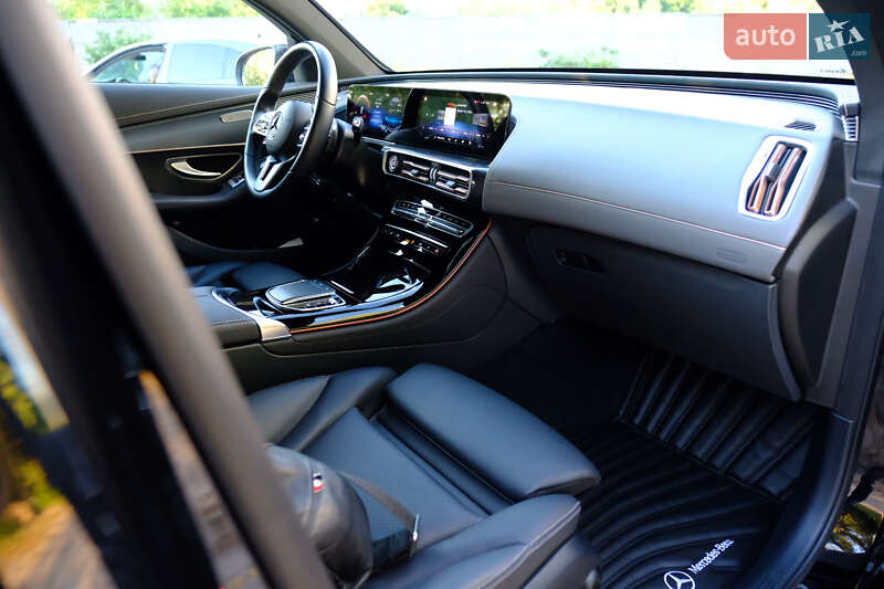 Внедорожник / Кроссовер Mercedes-Benz EQC 2020 в Киеве