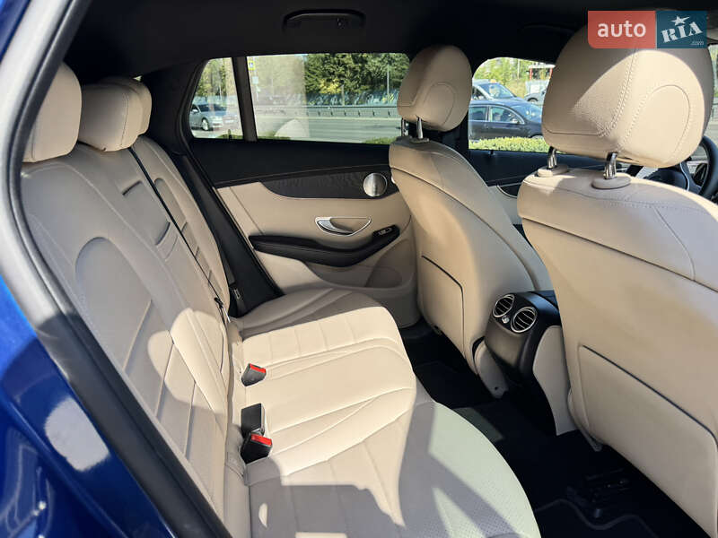 Внедорожник / Кроссовер Mercedes-Benz EQC 2021 в Днепре фото 49 Внедорожник / Кроссовер Mercedes-Benz EQC 2021 в Днепре