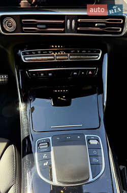 Внедорожник / Кроссовер Mercedes-Benz EQC 2021 в 