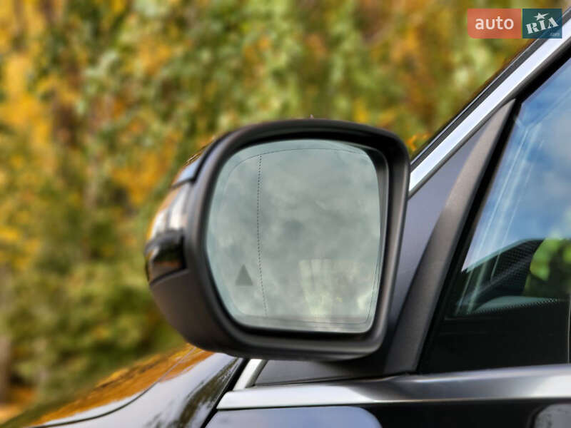 Позашляховик / Кросовер Mercedes-Benz EQC 2021 в Києві