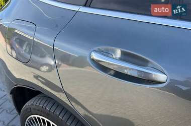 Позашляховик / Кросовер Mercedes-Benz EQC 2020 в  фото 14 Позашляховик / Кросовер Mercedes-Benz EQC 2020 в