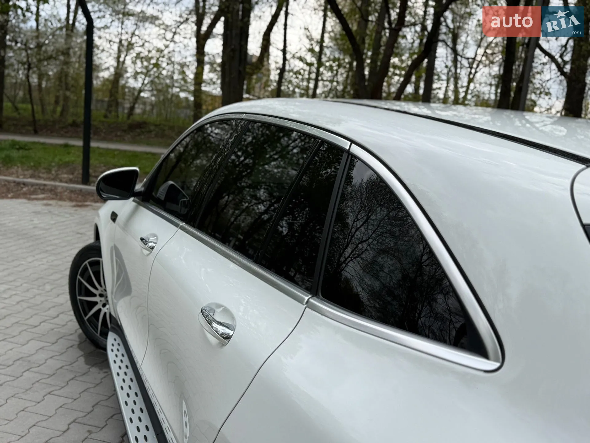 2020 Mercedes-Benz EQC - мініатюра 10