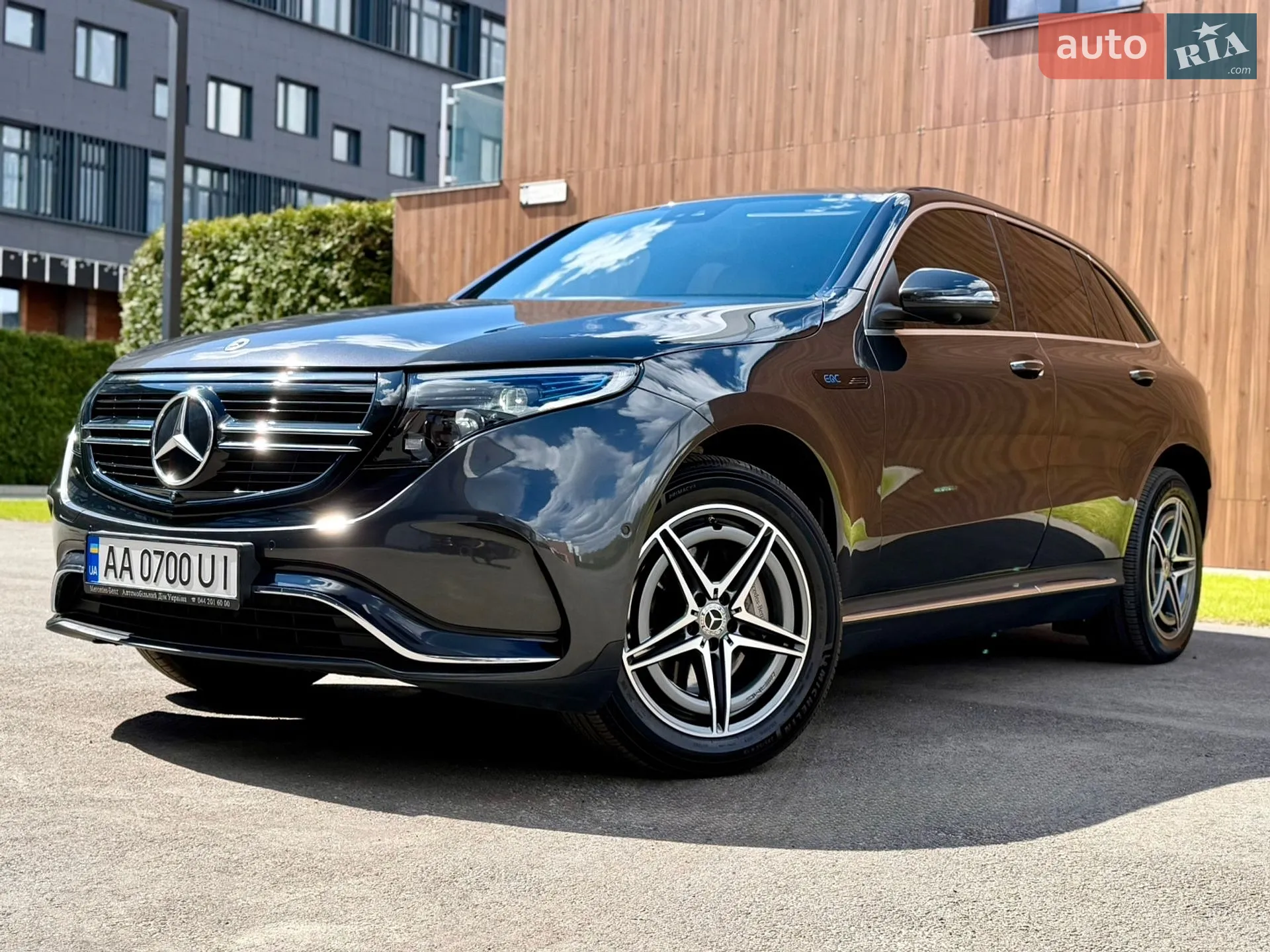 2021 Mercedes-Benz EQC - мініатюра 11