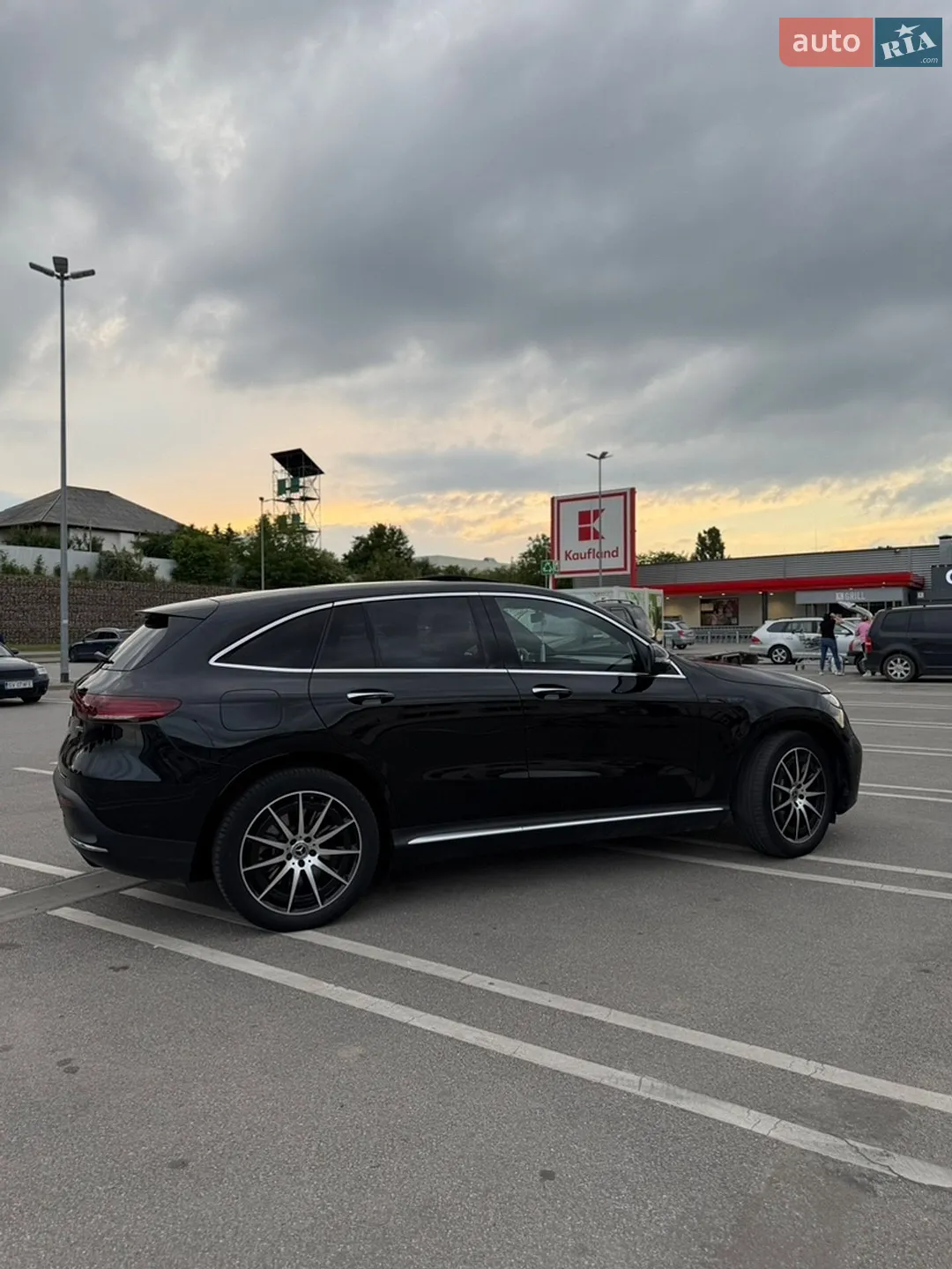 2020 Mercedes-Benz EQC - мініатюра 6