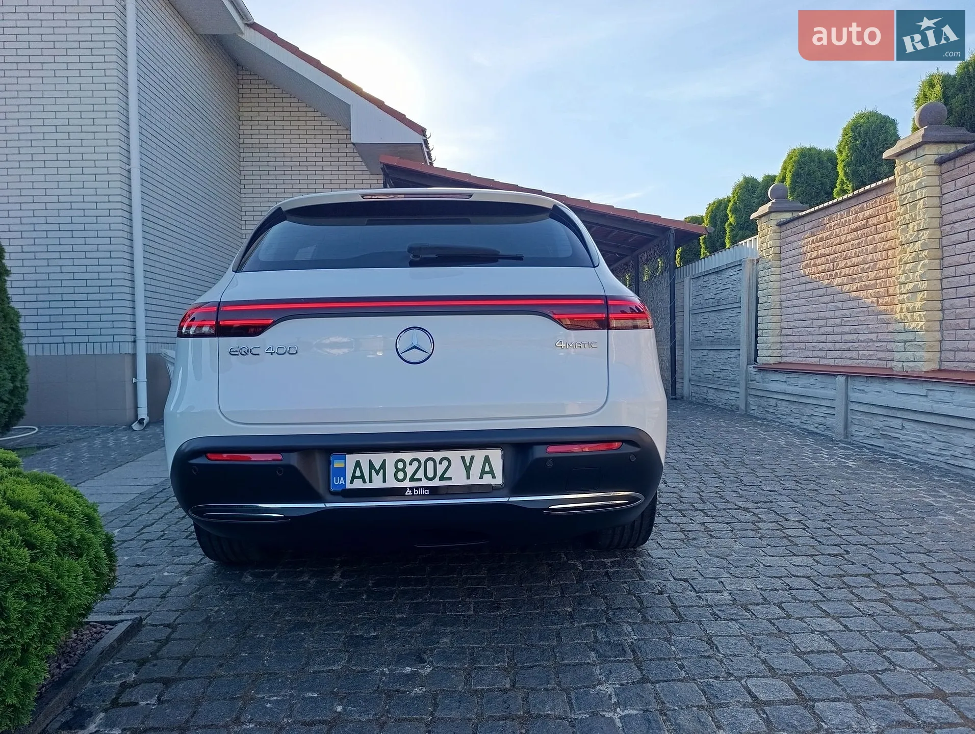 2021 Mercedes-Benz EQC - мініатюра 8