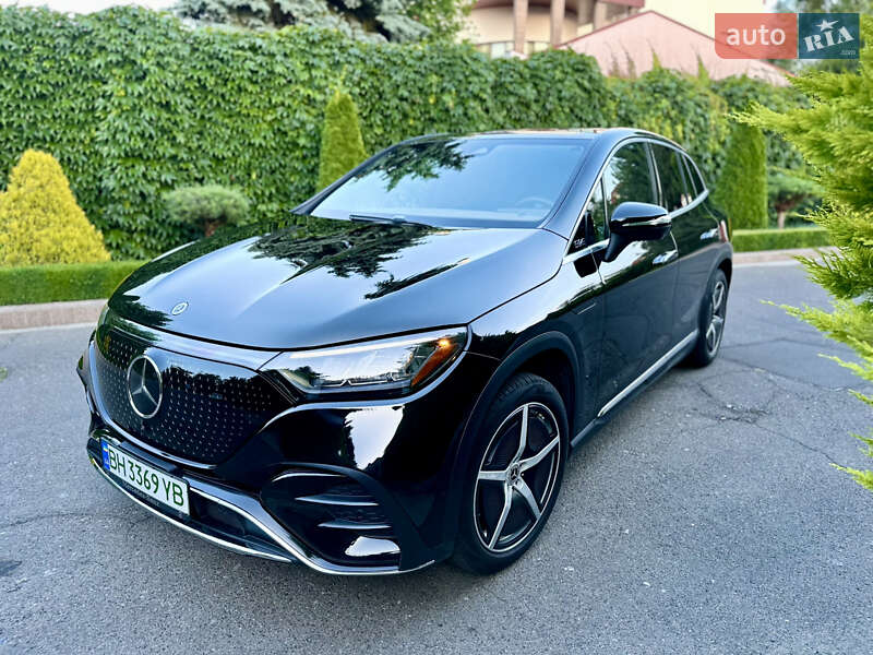 Внедорожник / Кроссовер Mercedes-Benz EQE SUV 2023 в 