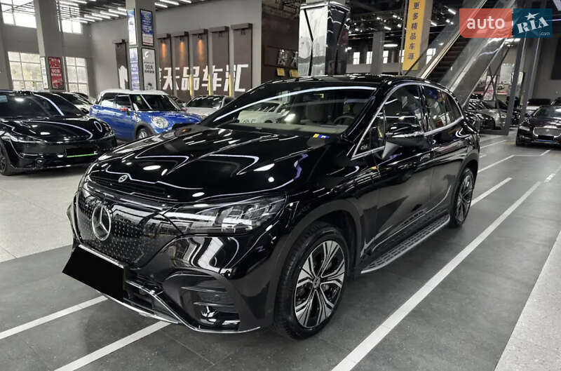 Mercedes-Benz EQE SUV 2024