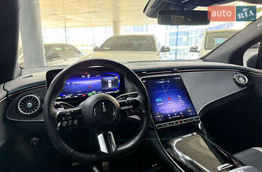 Позашляховик / Кросовер Mercedes-Benz EQE SUV 2023 в 