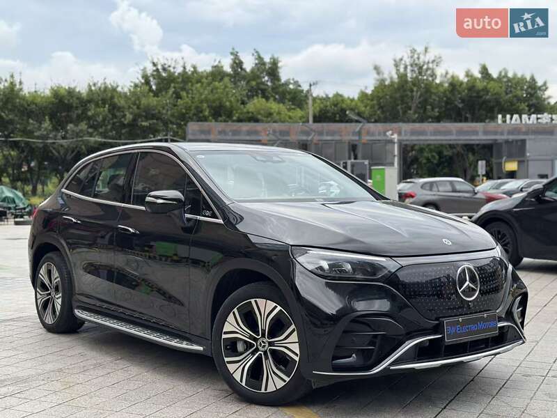 Mercedes-Benz EQE SUV 2024
