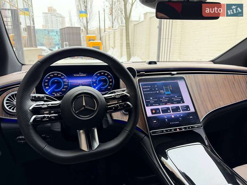 Позашляховик / Кросовер Mercedes-Benz EQE SUV 2024 в Києві