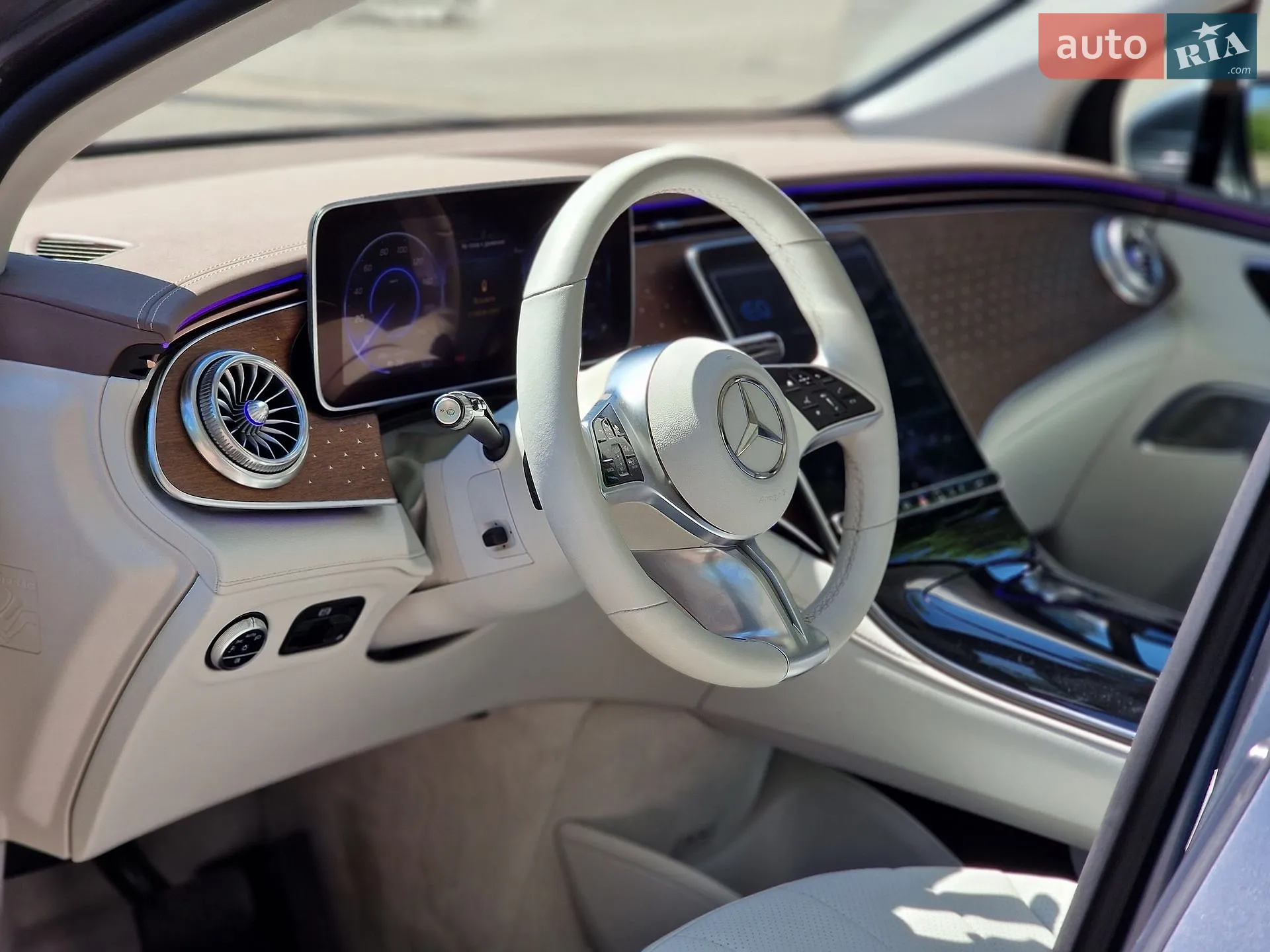2022 Mercedes-Benz EQE - мініатюра 44