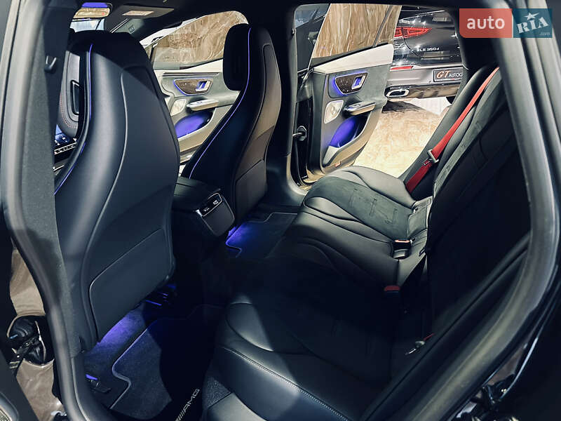 Седан Mercedes-Benz EQE 2022 в Києві