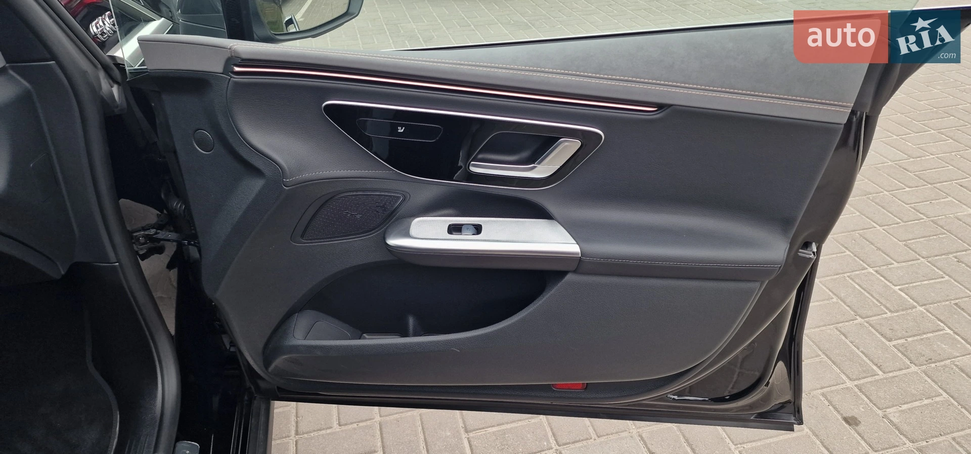2022 Mercedes-Benz EQE - мініатюра 75