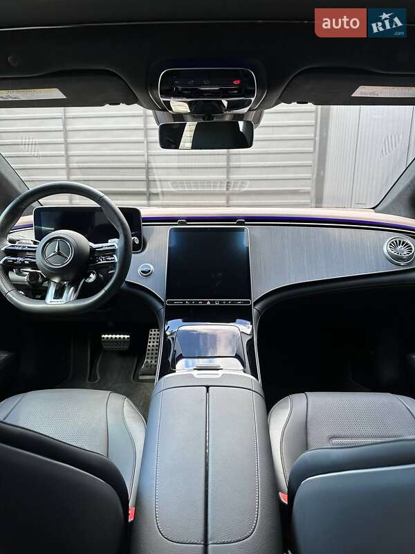 Седан Mercedes-Benz EQE 2022 в Киеве