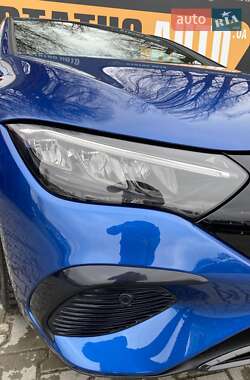 Седан Mercedes-Benz EQE 2022 в 