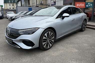 Седан Mercedes-Benz EQE 2023 в 