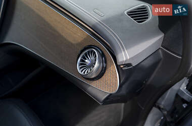 Седан Mercedes-Benz EQE 2023 в 
