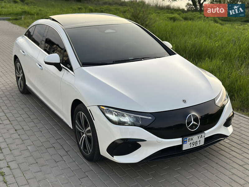 Mercedes-Benz EQE 2022
