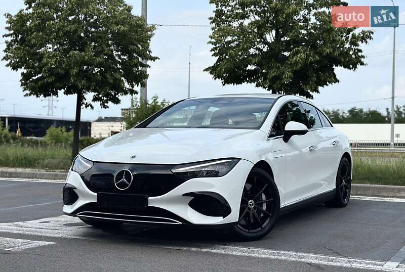 Mercedes-Benz EQE 2023