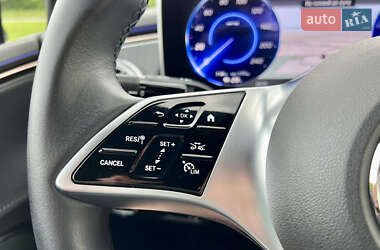 Седан Mercedes-Benz EQE 2023 в 